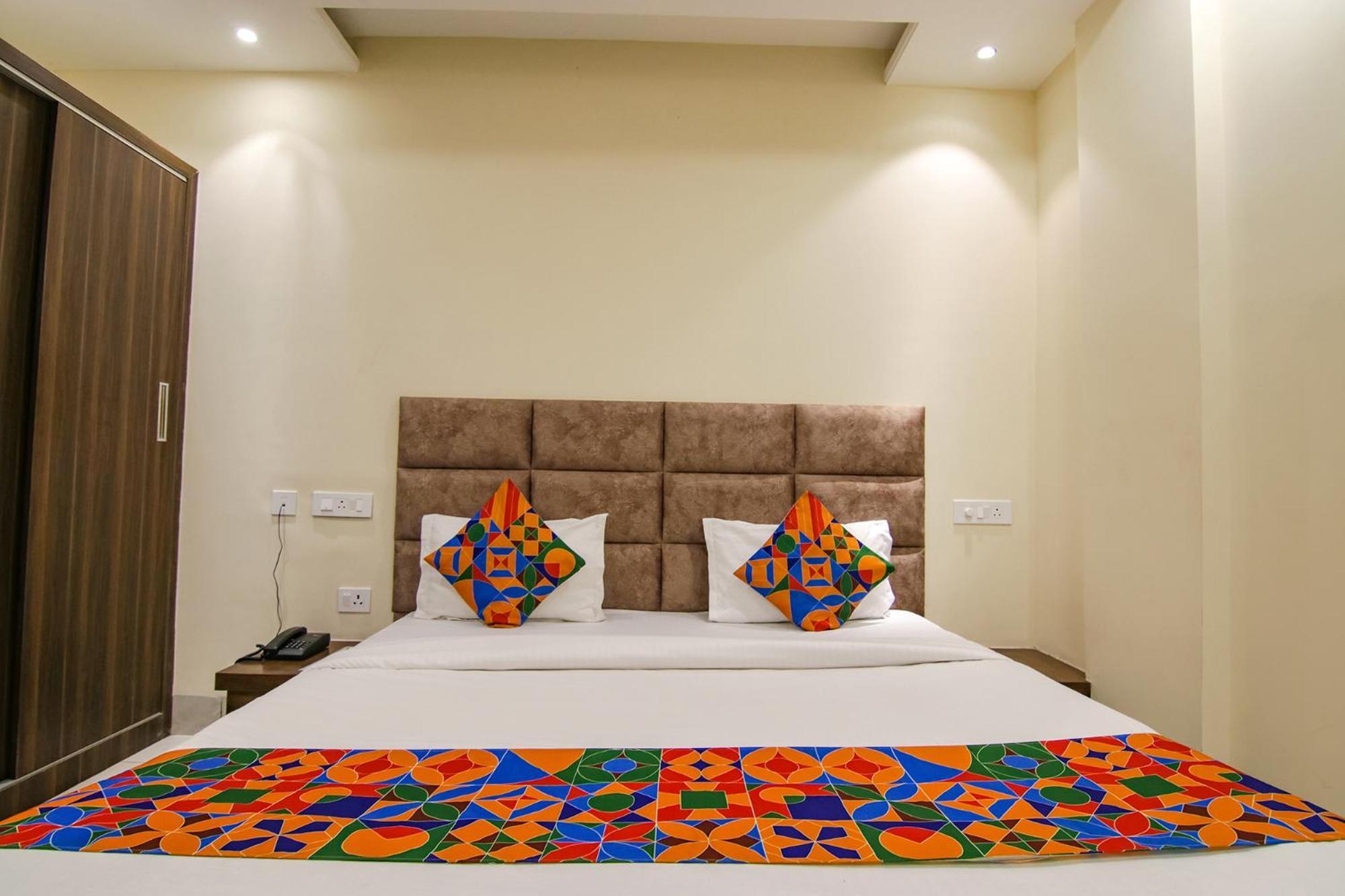 Fabhotel Prism Grand Zirakpur Dış mekan fotoğraf