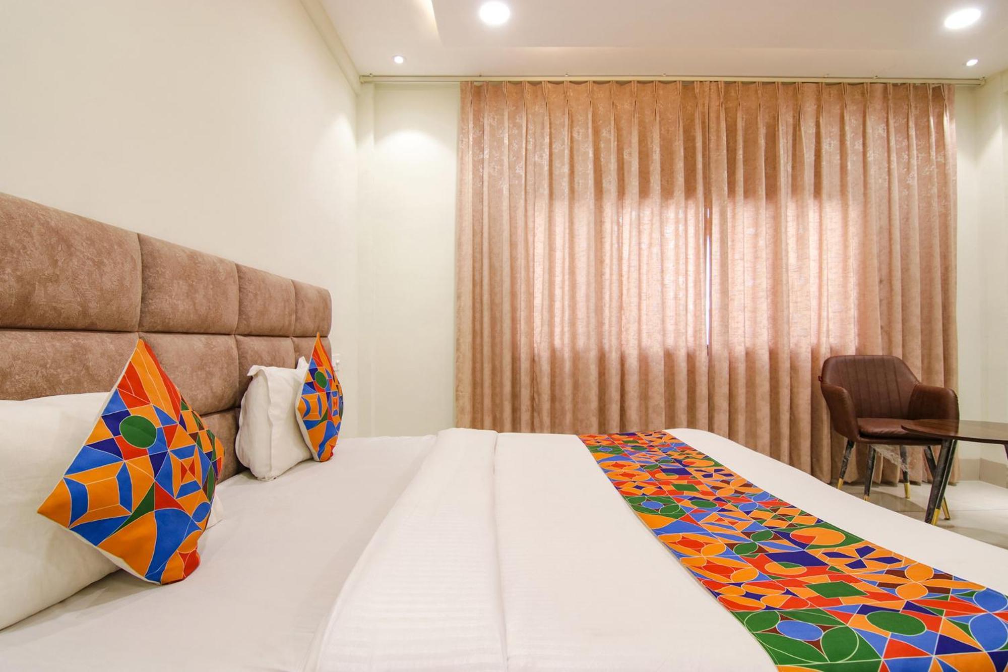 Fabhotel Prism Grand Zirakpur Dış mekan fotoğraf
