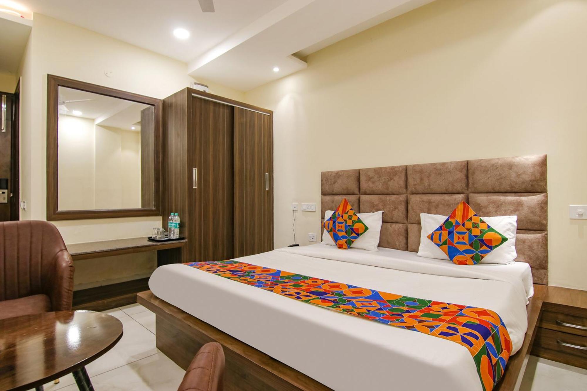 Fabhotel Prism Grand Zirakpur Dış mekan fotoğraf